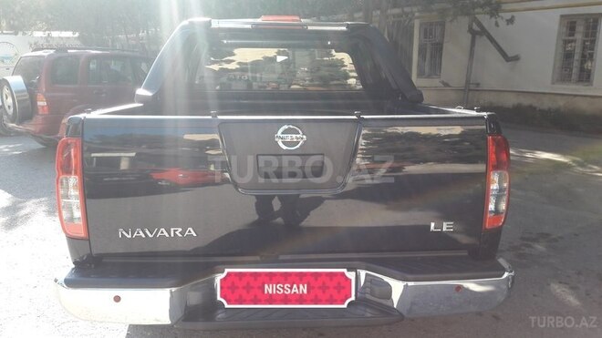 Nissan Navara 2014, 95,900 km - 2.5 l - Bakı
