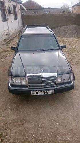 Mercedes E 250 1990, 400,882 km - 2.5 л - Şirvan