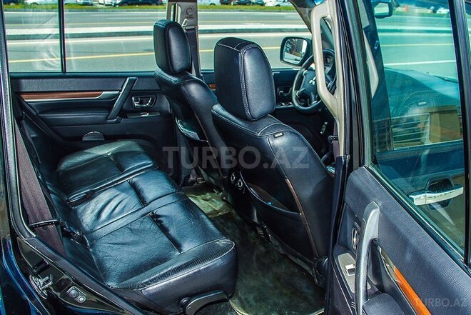 Mitsubishi Pajero 2008, 142,000 km - 3.0 l - Bakı