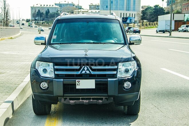 Mitsubishi Pajero 2008, 142,000 km - 3.0 l - Bakı