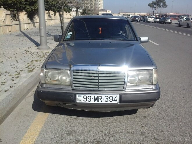 Mercedes E 250 1992, 500,886 km - 2.5 l - Bakı