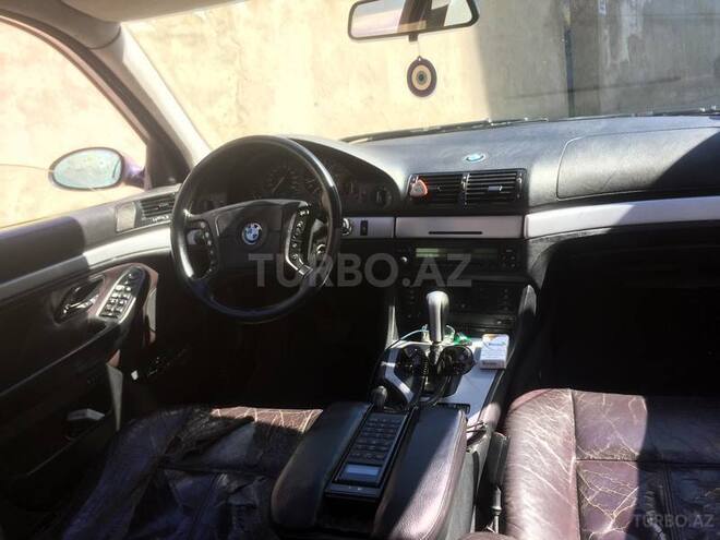 BMW 528 1996, 330,000 km - 2.8 l - Bakı