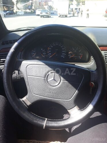 Mercedes E 200 1996, 380,000 km - 2.0 l - Bakı