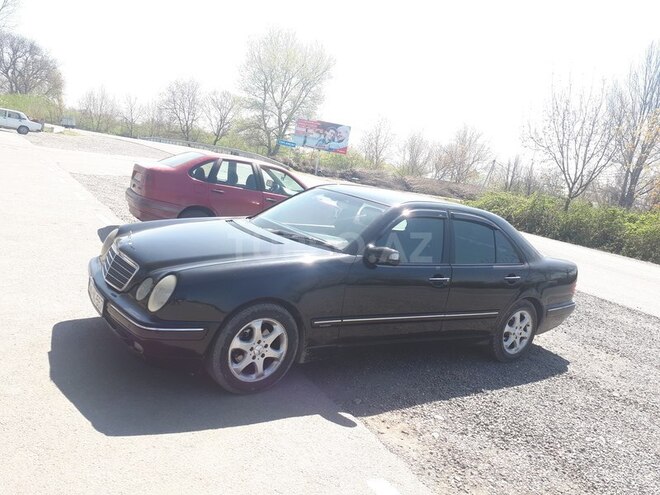 Mercedes C 240 2001, 250,000 km - 0.3 l - Qəbələ