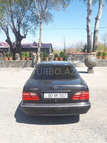 Mercedes C 240 2001, 250,000 km - 0.3 l - Qəbələ
