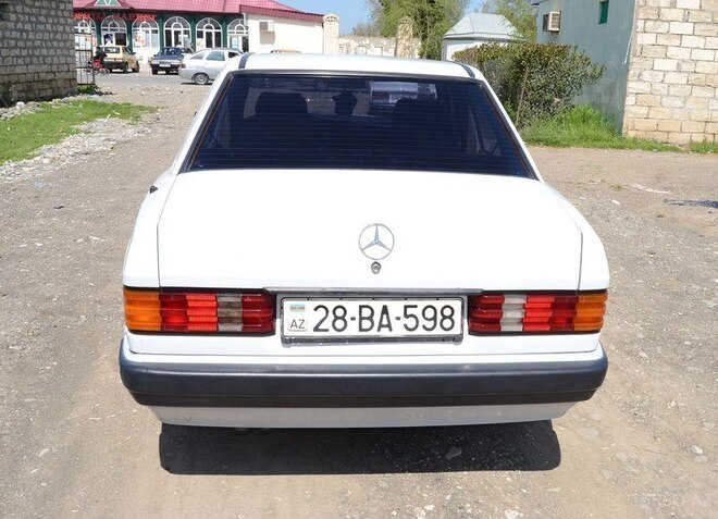 Mercedes 190 1990, 320,000 km - 1.8 l - Ağdam
