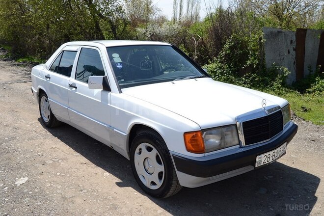 Mercedes 190 1990, 320,000 km - 1.8 l - Ağdam