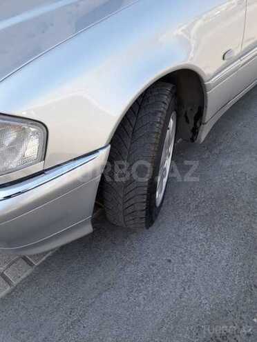 Mercedes C 200 2000, 275,000 km - 2.0 l - Bakı