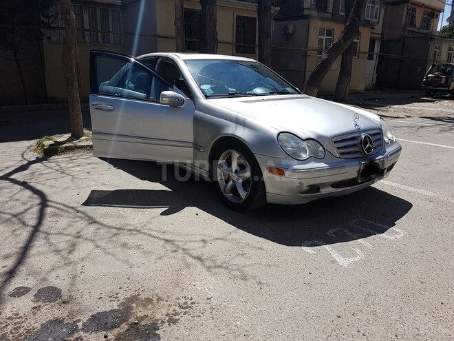 Mercedes C 230 2005, 202,000 km - 1.8 l - Bakı