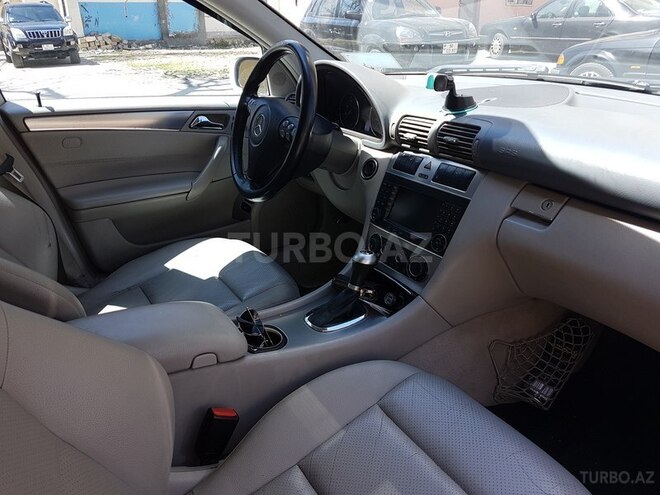 Mercedes C 230 2005, 202,000 km - 1.8 l - Bakı