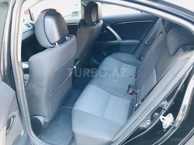 Toyota Avensis 2012, 127,065 km - 2.0 l - Bakı
