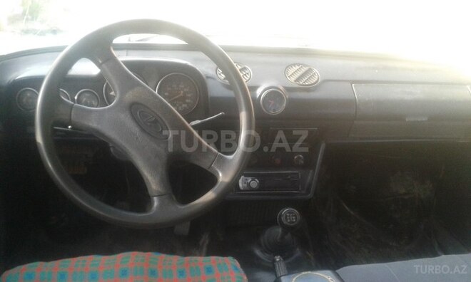 LADA (VAZ) 2106 1988, 290,000 km - 1.3 l - Şirvan