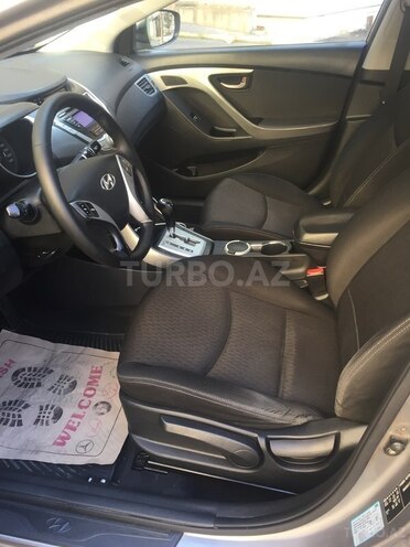 Hyundai Elantra 2011, 142,000 km - 1.6 l - Bakı