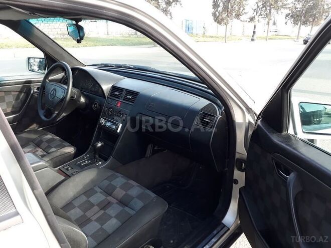 Mercedes C 180 1995, 32,000 km - 1.8 l - Gəncə