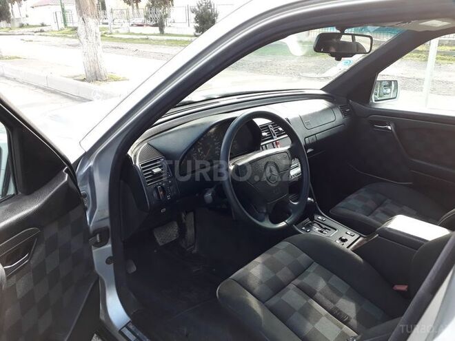 Mercedes C 180 1995, 32,000 km - 1.8 l - Gəncə