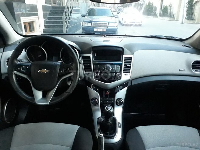 Chevrolet Cruze 2011, 17,900 km - 1.6 л - Bakı