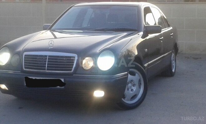 Mercedes E 280 1998, 199,000 km - 2.8 l - Bakı