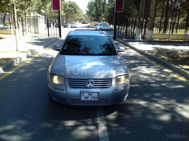 Volkswagen Passat 2004, 220,000 km - 1.8 l - Sumqayıt