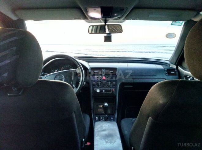 Mercedes C 220 1998, 269,500 km - 2.2 л - Bakı