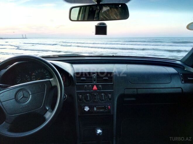 Mercedes C 220 1998, 269,500 km - 2.2 л - Bakı