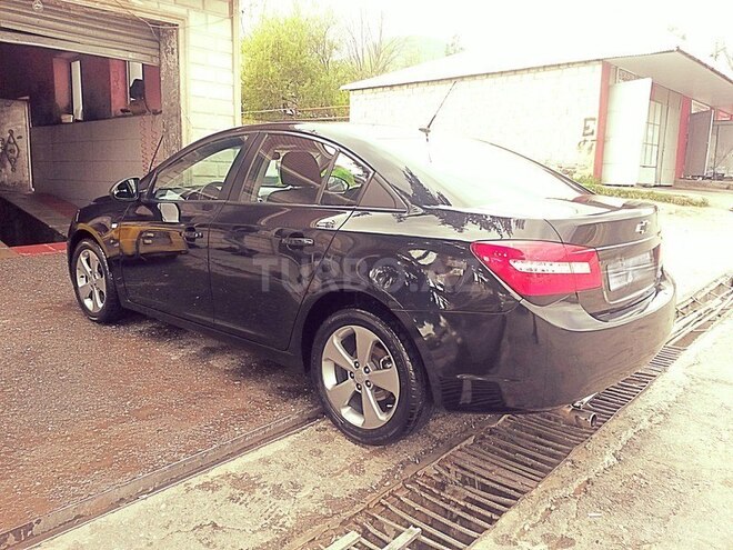 Chevrolet Cruze 2011, 130,000 km - 1.8 l - Zaqatala