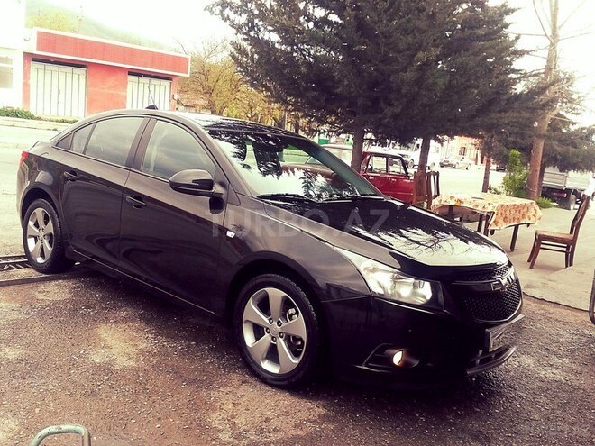 Chevrolet Cruze 2011, 130,000 km - 1.8 l - Zaqatala