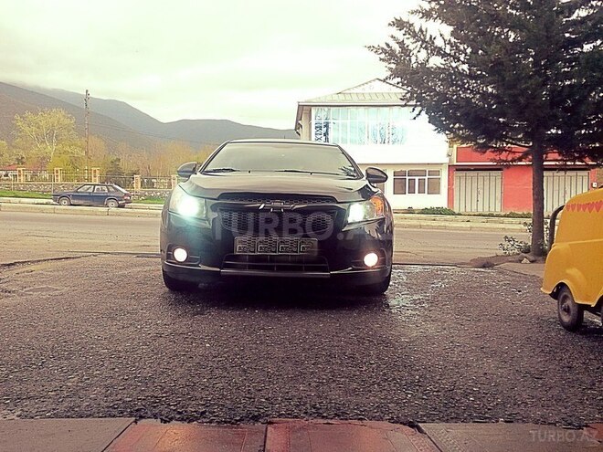 Chevrolet Cruze 2011, 130,000 km - 1.8 l - Zaqatala