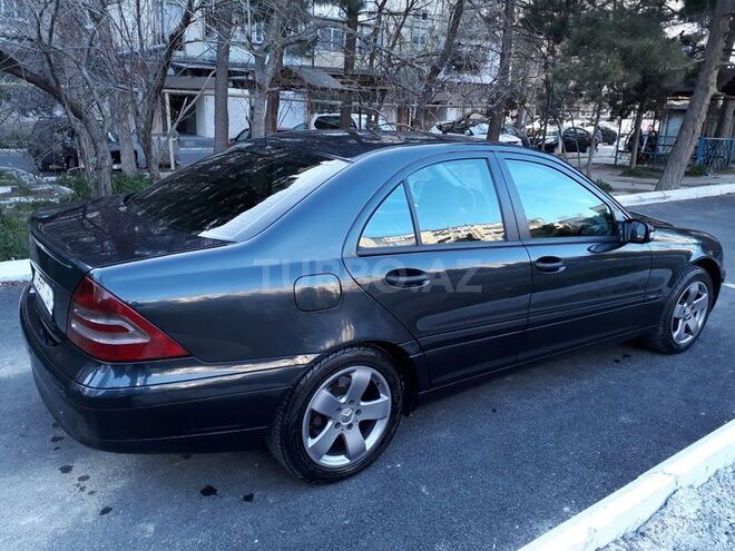 Mercedes C 220 2000, 298,600 km - 2.2 л - Bakı
