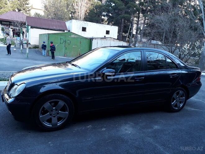 Mercedes C 220 2000, 298,600 km - 2.2 л - Bakı