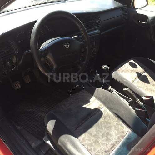 Opel Vectra 1996, 216,000 km - 1.8 l - Bakı