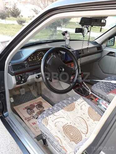 Mercedes E 200 1991, 185 km - 0.2 l - Bakı