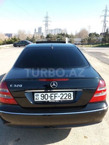 Mercedes E 320 2002, 228,000 km - 3.2 l - Sumqayıt