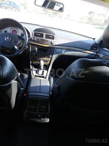 Mercedes E 320 2002, 228,000 km - 3.2 l - Sumqayıt