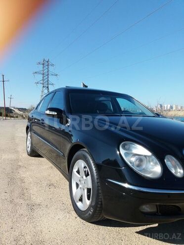 Mercedes E 320 2002, 228,000 km - 3.2 l - Sumqayıt