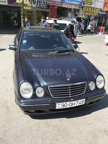 Mercedes E 240 2000, 320,000 km - 2.6 л - Bakı