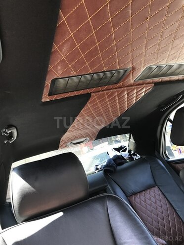 Mercedes E 240 2000, 320,000 km - 2.6 л - Bakı