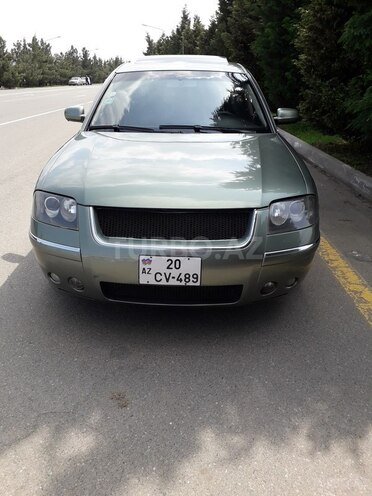 Volkswagen Passat 2002, 240,000 km - 1.8 л - Bakı