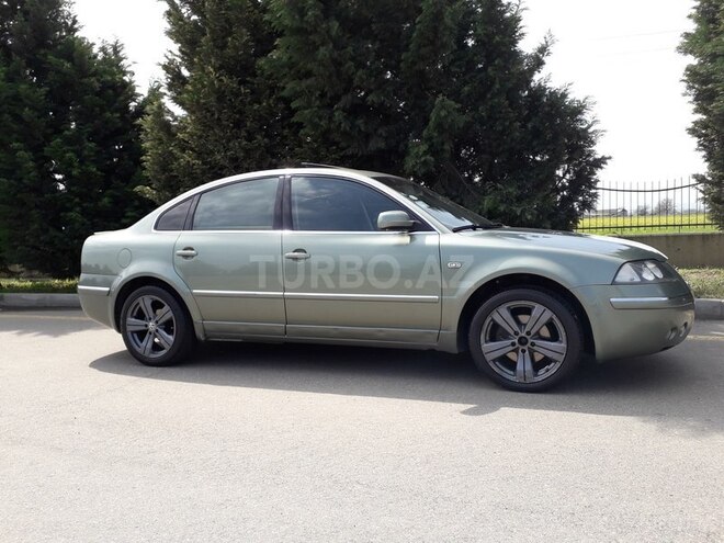 Volkswagen Passat 2002, 240,000 km - 1.8 л - Bakı