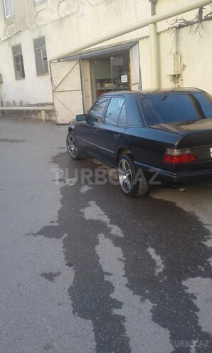Mercedes E 230 1988, 3,737,098 km - 2.3 л - Bakı