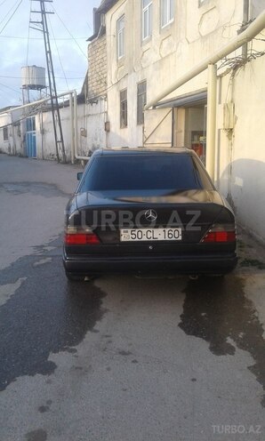 Mercedes E 230 1988, 3,737,098 km - 2.3 л - Bakı