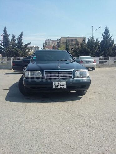 Mercedes C 230 1997, 200,000 km - 3.2 l - Sumqayıt