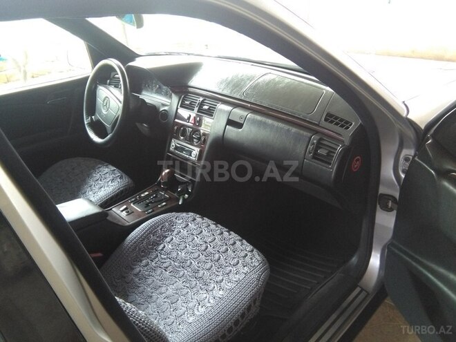 Mercedes E 230 1997, 210,000 km - 2.3 l - İmişli