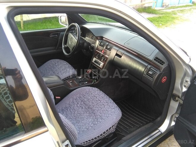Mercedes E 230 1997, 210,000 km - 2.3 l - İmişli