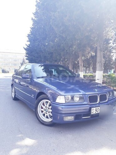 BMW 320 1996, 295,630 km - 2.0 l - Sumqayıt