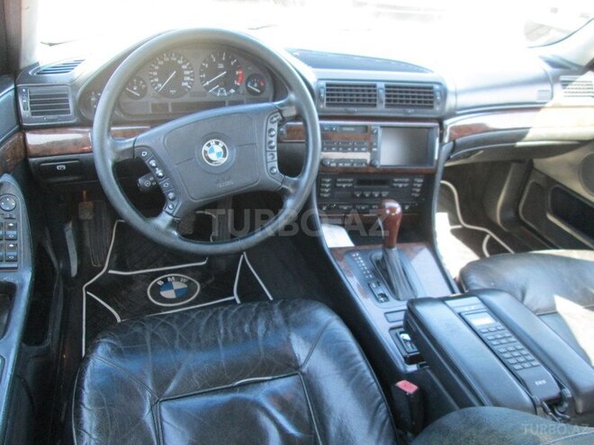 BMW 750 1996, 300,000 km - 5.4 l - Bakı