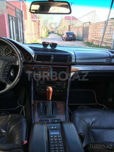 BMW 750 1995, 289,000 km - 5.4 l - Bakı