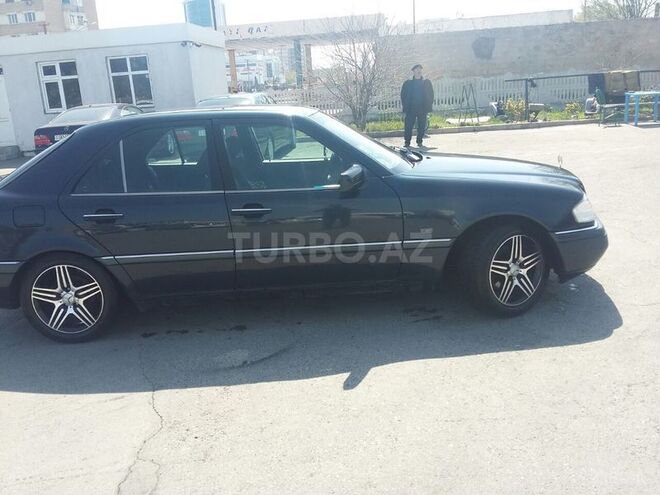 Mercedes C 230 1997, 23,000 km - 2.3 l - Sumqayıt