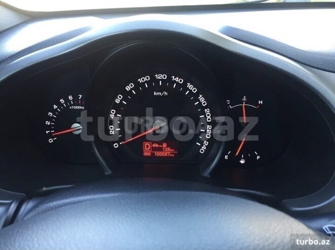 Kia Sportage 2011, 105,000 km - 0.2 l - Bakı