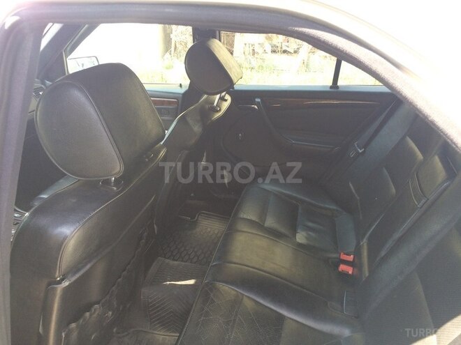 Mercedes C 230 1999, 203,000 km - 2.3 l - Bakı