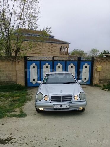 Mercedes E 200 1998, 350,000 km - 2.0 l - Şirvan